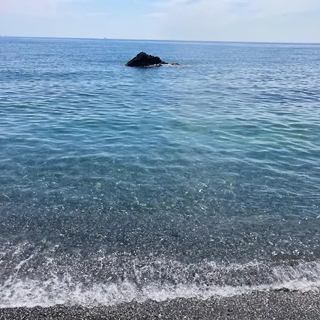 Casa Orri Quinto Mare E Gaslini * Genoa